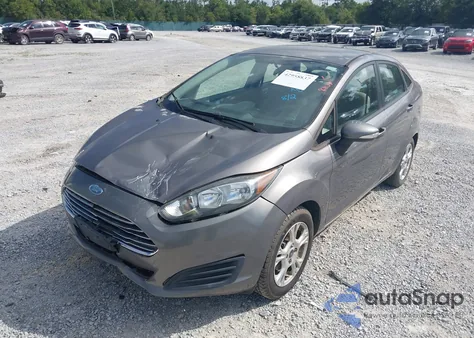 2014 Ford Fiesta Se z USA, uszkodzony, nr VIN 3FADP4BJ8EM202198